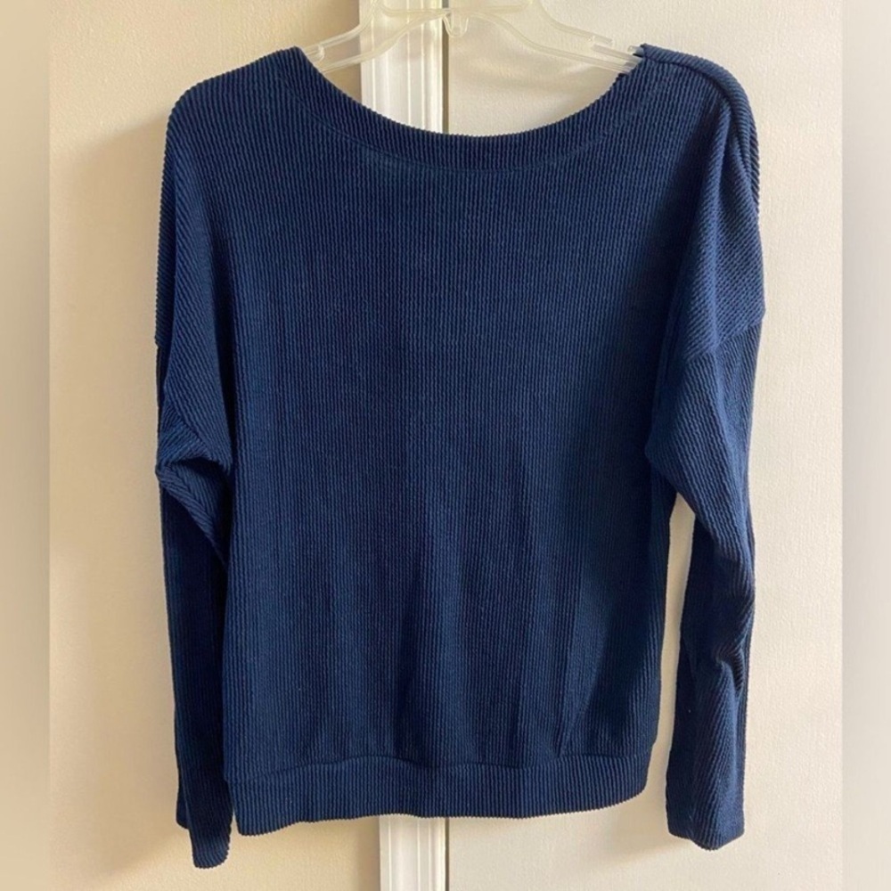 Maeve Deep Blue Women's Crew Neck ribbed  knit top Medium